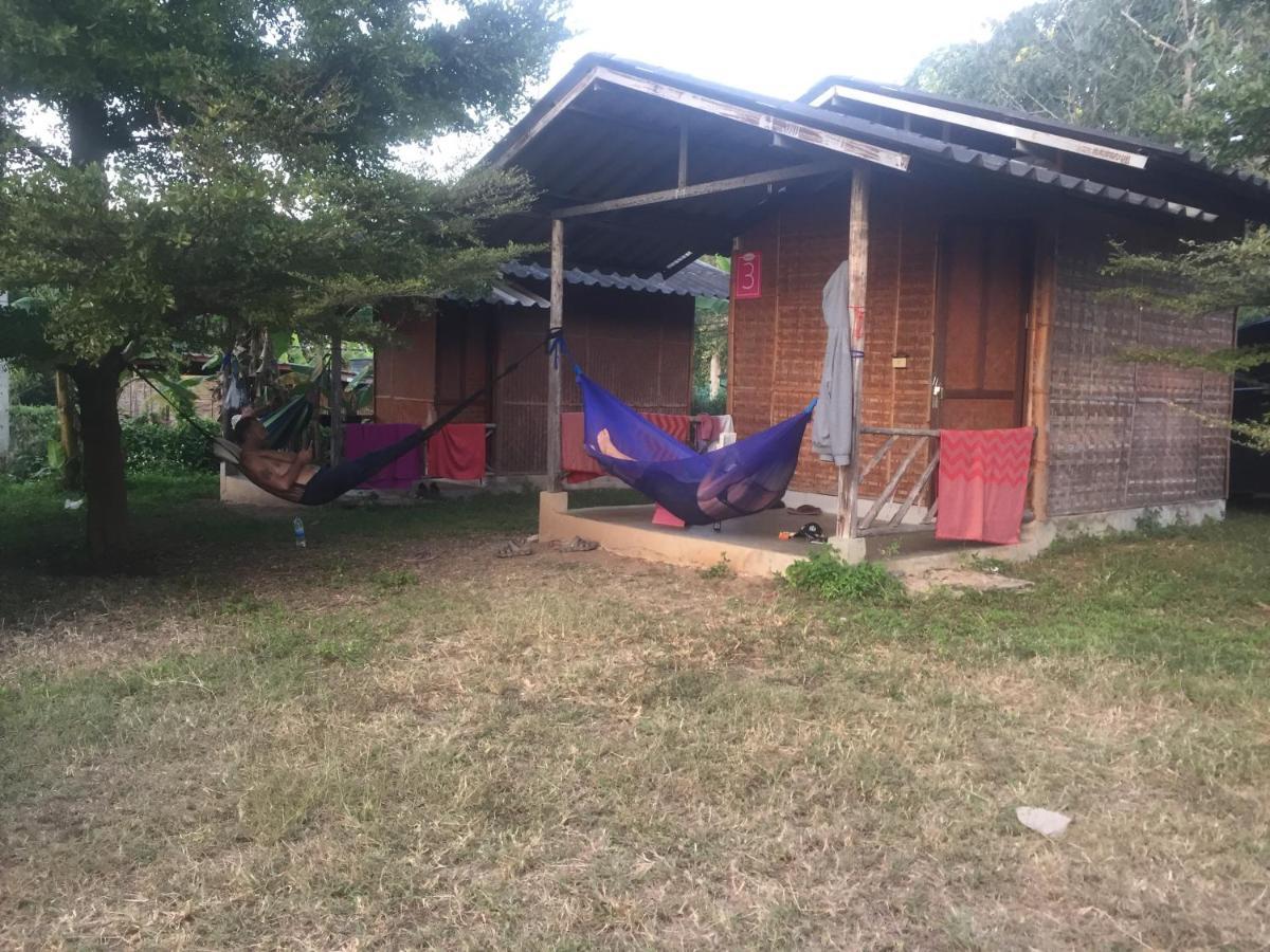 Sleepy Hut Pai Hotel Luaran gambar